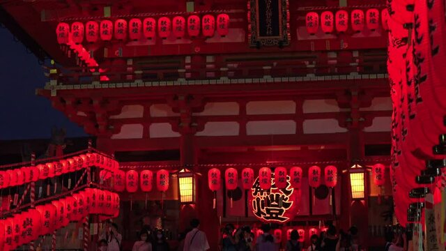 京都 夏の伏見稲荷大社 祭りの景色