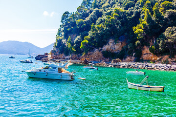 Fototapeta na wymiar Gulf with many yachts and boats near beach o of Italy