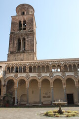 Fototapeta na wymiar cattedrale di salerno