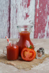 Tomato Juice and Fresh Tomatoes