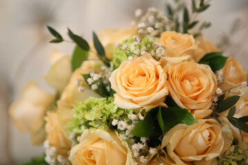 bouquet full of yellow roses
