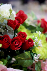 a bouquet full of roses looks refreshing