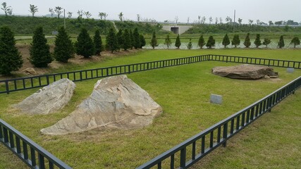 고대의 무덤 고인돌