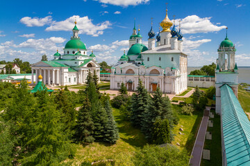 Fototapeta na wymiar Spaso-Yakovlevsky monastery in Rostov the Great, Russia