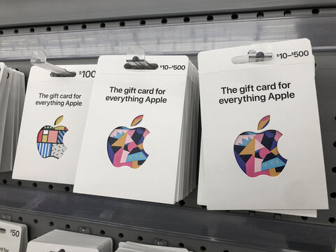 Apple Gift Card Images – Browse 10,515 Stock Photos, Vectors, and
