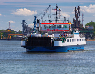 Fototapeta premium Swinoujscie.Swinoujscie. Ferry to ferry crossing across the bay.
