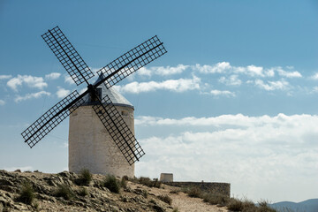 Fototapeta na wymiar Spectacular Castilian La Mancha windmill on the Quixote route.