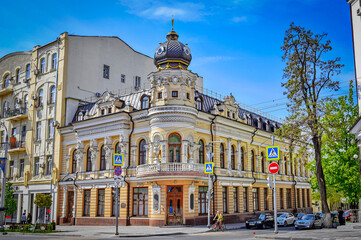 Fototapeta na wymiar Chernova mansion building on the Bolshaya Sadovaya street