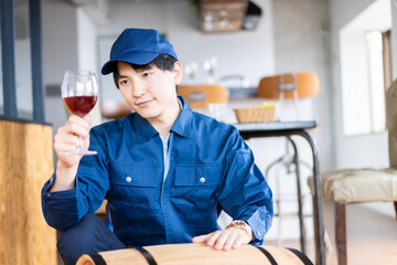 こだわりのワインを生産する醸造家