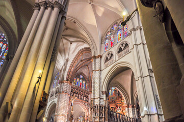 Interiors of Toledo cathedral, Spain - obrazy, fototapety, plakaty