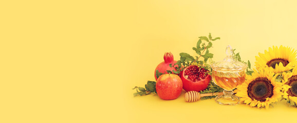 pomegranate, honey and apple. Rosh hashanah (jewish New Year holiday) concept. Traditional symbol
