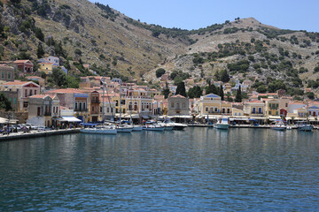 Fototapeta na wymiar greece coast sea tourist town mediterranean mountains
