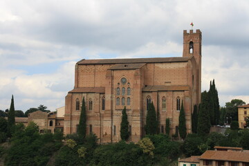 Fototapeta na wymiar Siena, Italia. Grandes monumentos, una delicia para callejear.