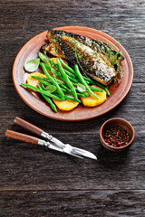 mackerel fillet with orange and green beans