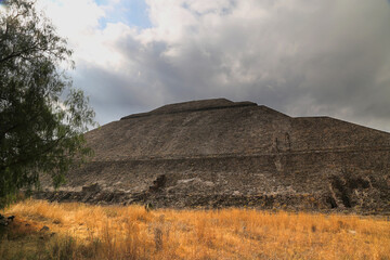Naklejka premium Pyramid of the Sun in Teotihuacan, Mexico