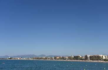 Fototapeta premium vacances loisir plage soleil été Espagne Salou Catalogne mer sable