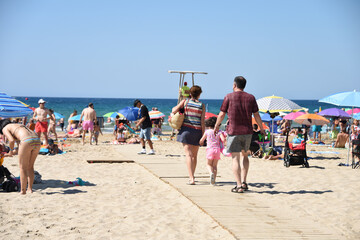 vacances loisir plage soleil été Espagne Salou Catalogne mer sable famille