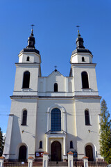 Fototapeta na wymiar beautiful christian church against the blue sky