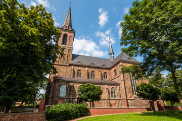 Fototapeta na wymiar Kirche St. Dionysus in Duisburg Walsum