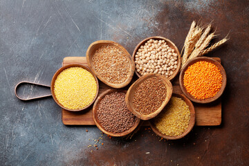 Gluten free cereals. Rice, buckwheat, corn groats, quinoa and millet