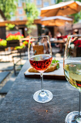 white and red wine outdoor
