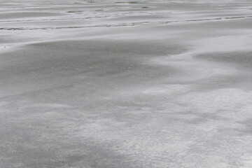 雨上がりの運動場