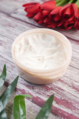 Obraz na płótnie Canvas Close up of face cream in a container 