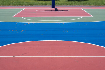 Obraz premium Basketball court in park in new taipei city