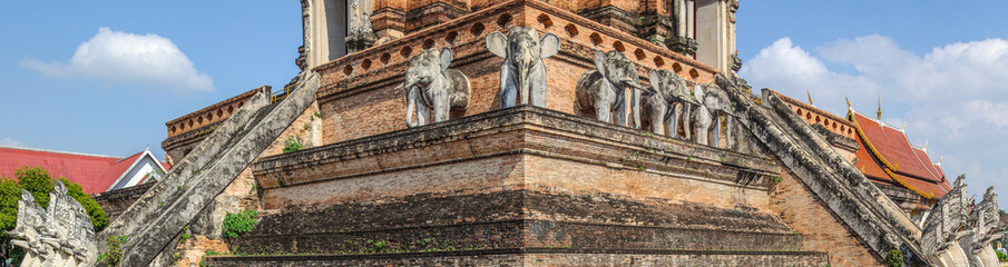 Obraz premium Wat Chedi Luang temple