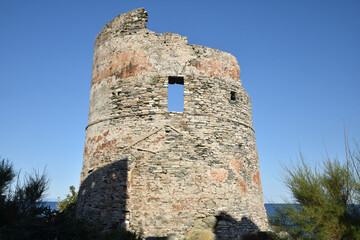 Tour génoise à Erbalunga, cap Corse