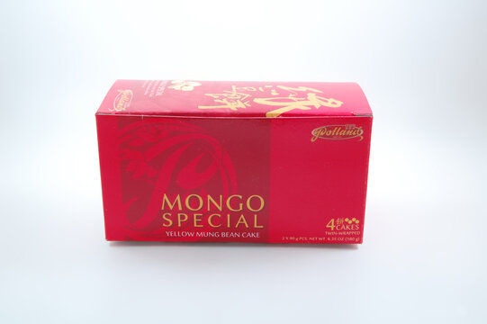 Polland hopia mongo special yellow mung bean cake in Manila, Philippines