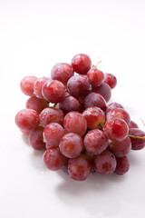 흰배경의 포도
