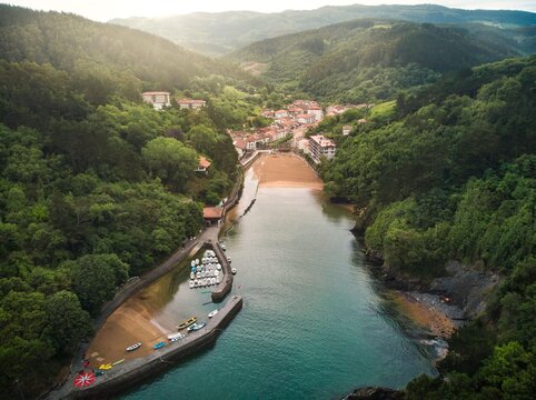 Pueblo de Ea en el País Vasco