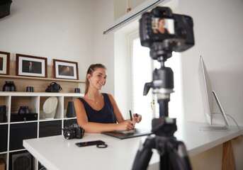 young youtuber record photography vlog