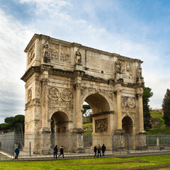 Fototapeta na wymiar Arch of Constantine (Arco de Constantino), Rome, Italy