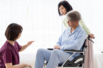 Obraz premium 介護,リハビリ シーン