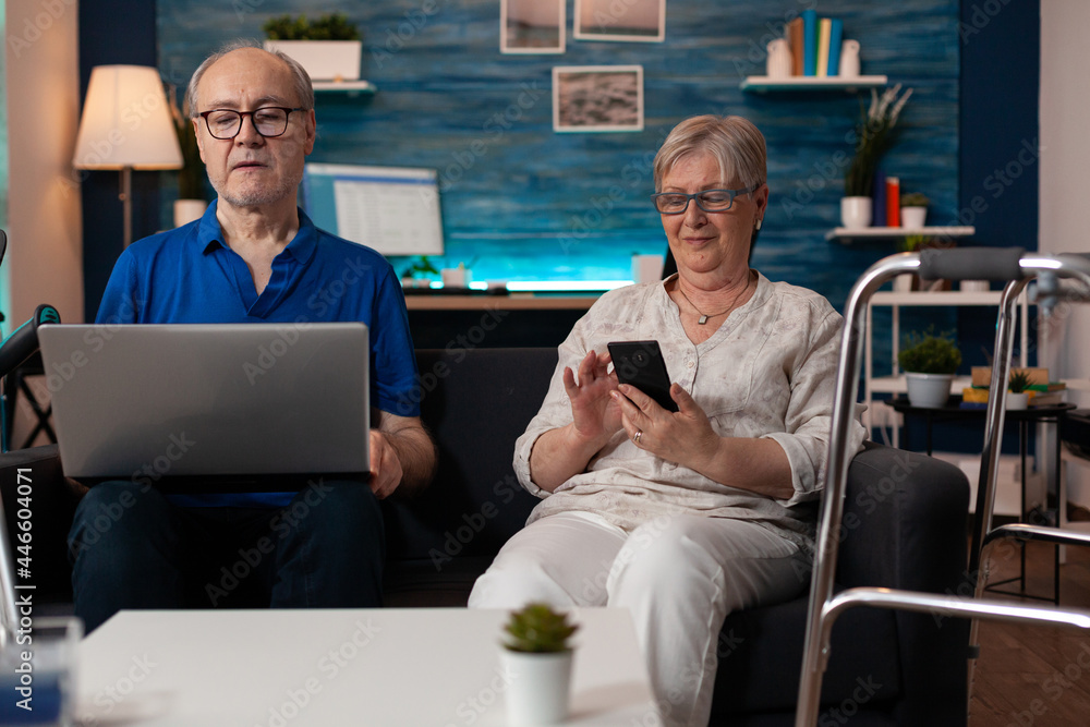 Poster senior family using modern technology devices laptop computer smartphone for browsing internet onlin