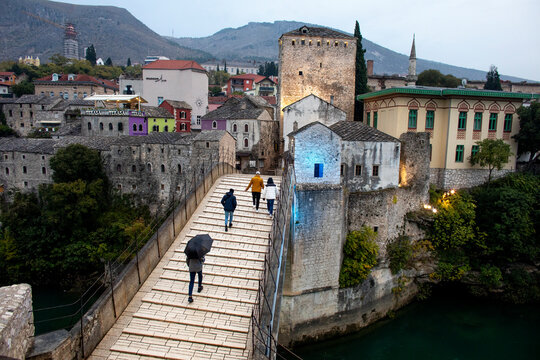 Mostar Bridge, UNESCO World Heritage Site, Mostar, Herzegovina, Bosnia and Herzegovina