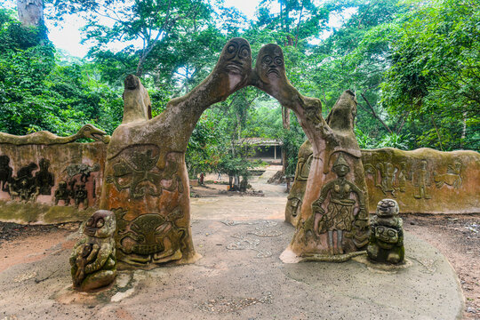 Sacred house in the Osun-Osogbo Sacred Grove, UNESCO World Heritage Site, Osun State, Nigeria, West Africa, Africa