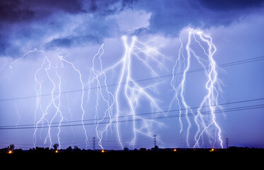 Huge thunderstorm hits at night