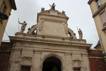 Obraz premium saint-georges gate in nancy in lorraine (france)