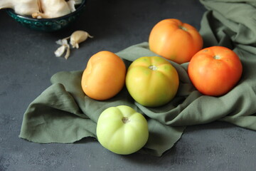 Tomato Colours