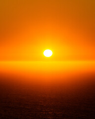 Fototapeta na wymiar Majestic Sunset over the ocean