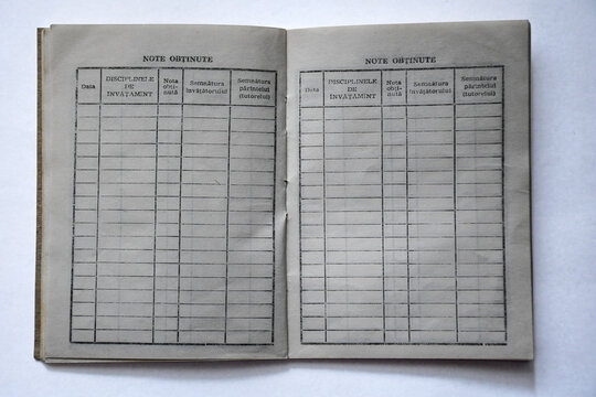 Romanian school report or report card.