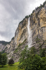 Fototapeta na wymiar Staubbach waterfall in Lauterbrunnen valley in Switzerland