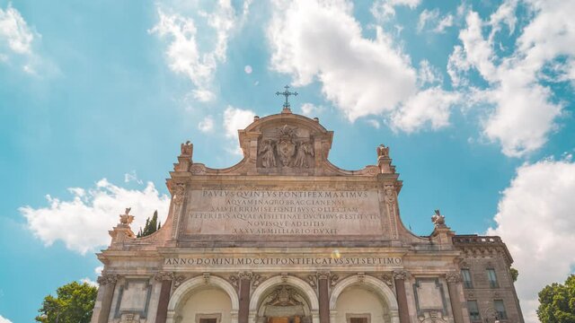 Close-up timelapse 4K of the Fountain of Acqua Paola or Fontanone or Fountain of Janiculum Hill, Rome, Italy