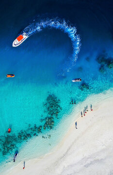 Aerial view of water sport event in a sand bank, Oidhuni Finolhu, Kaafu atoll, Maldives.