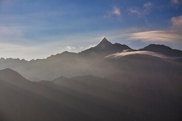 Fototapeta premium Mt.Yarigatake, morning view 槍ヶ岳の朝の景色