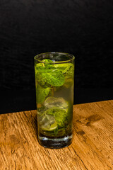 カクテル　Pictures of beautifully colored cocktails