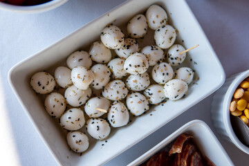 quail eggs like sbacks
